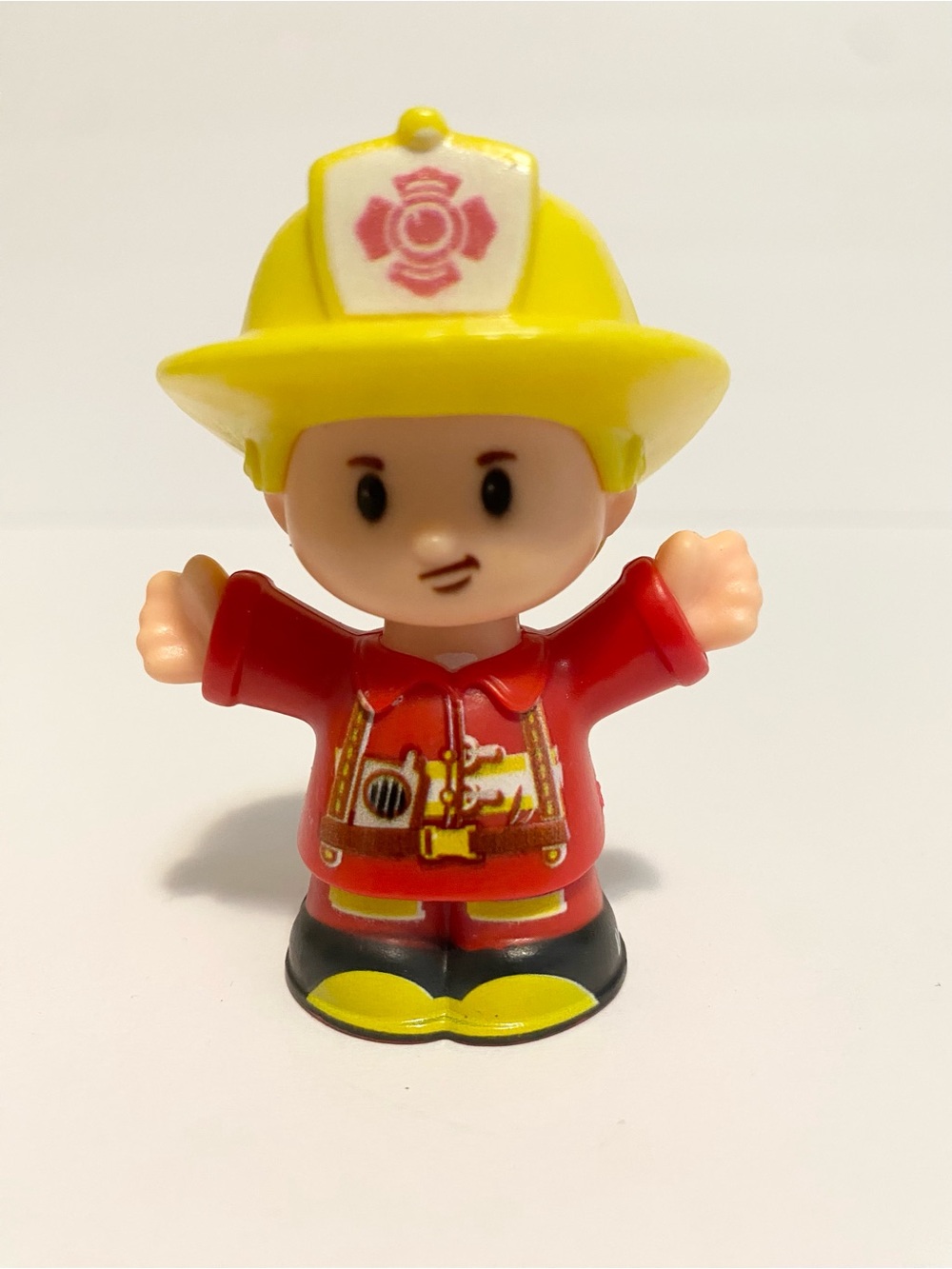Little People Fire Fighter Fireman Red Yellow Figure Fisher Price Toy 4/$20 🛑